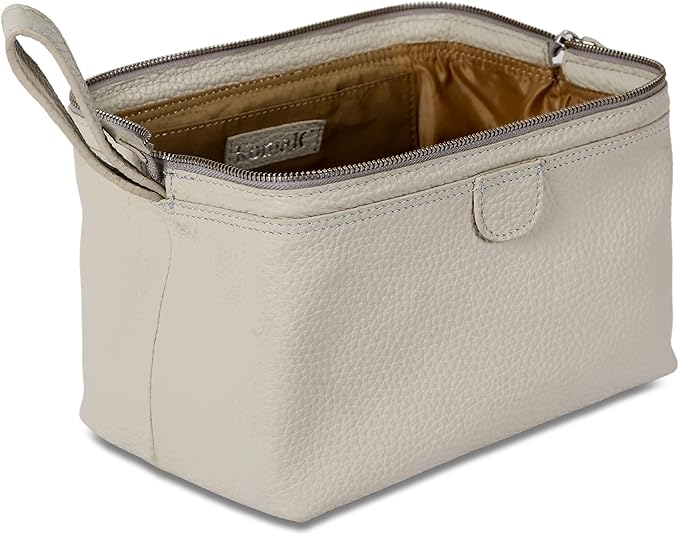 KomalC Premium Buffalo Leather Toiletry Bag for Men & Women – Leather Dopp Kit With Water resistant Lining, Premium Toiletry Travel Pouch, Unisex Wash Bag for Toiletries, Gifts for Men and Women