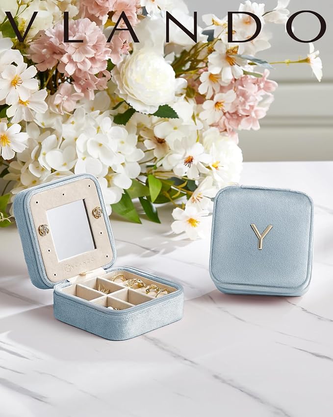 Vlando Teacher Must Haves, Personalized Initial Jewelry Case, Back to School Gift for Teacher, Teacher Appreciation Gifts, Teachers Day, Teacher Travel Jewelry Case with Initial - Letter E, Blue