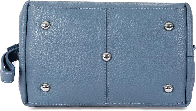 KomalC Premium Buffalo Leather Toiletry Bag for Men & Women – Leather Dopp Kit With Water resistant Lining, Premium Toiletry Travel Pouch, Unisex Wash Bag for Toiletries, Gifts for Men and Women