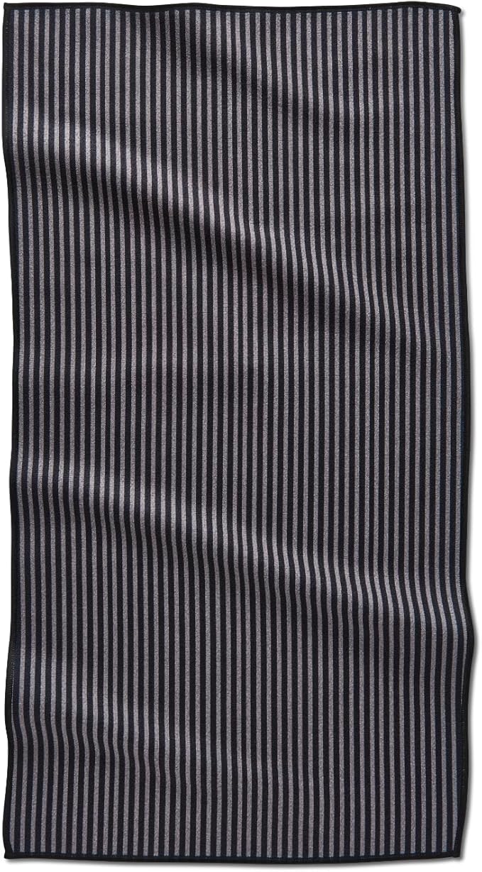 GEOMETRY Gym Towels for Working Out - Double-Sided, Compact & Quick Dry, Super Absorbent Microfiber Sweat Towel - Premium Microfiber for Gym - in Line, 16" x 30", 1 Piece