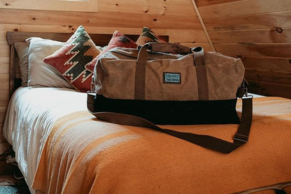 Barebones Neelum Duffel Bag: Rugged Travel Bag for Weekend Adventures, Stylish Weekender Bag and Duffel Bag for Travel, Perfect Overnight Bag for Road Trips and Outdoor Getaways
