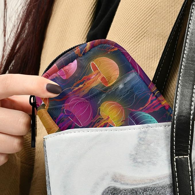 Cute Pill Organizer Weekly Travel Pill Box 7 Day Large Capacity Pill Dispenser with 8 Pill Container Daily Pill Box Organizer Vitamin Holder Pill Bottle Organizer Small Pill Case Jellyfish