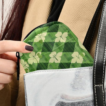 Green Plaid Clovers St. Patrick Cute Pill Organizer Weekly Travel Pill Box 7 Day Large Capacity Pill Dispenser Case with 8 Pill Container Daily Pill Box Organizer Vitamin Holder Pill Bot