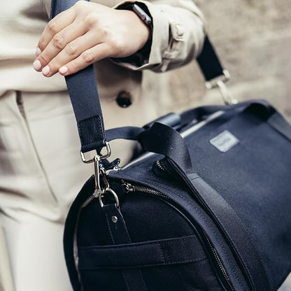 Wool & Oak - NOVA Large Duffle Bag with Wheels - Carry On Garment Duffle Bags for Travel, Overnight, Hospital - Travel Bags with Shoe Compartment & Tech Pocket - Gifts for Men (Nylon, Black)