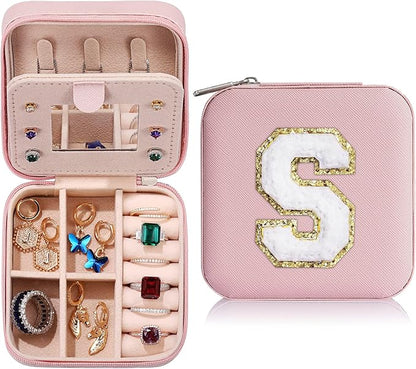 Parima Christmas Stocking Stuffers Gifts for Teenage Girls Women - Travel Jewelry Case for Mother Gifts | Travel Gifts for Mother Mom | Small Jewelry Box | Jewelry Travel Organizer - Letter T, Pink