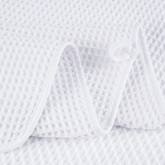 POLYTE Microfiber Oversize Quick Dry Lint Free Bath Towel, 60 x 30 in, 4 Pack (Waffle Weave)