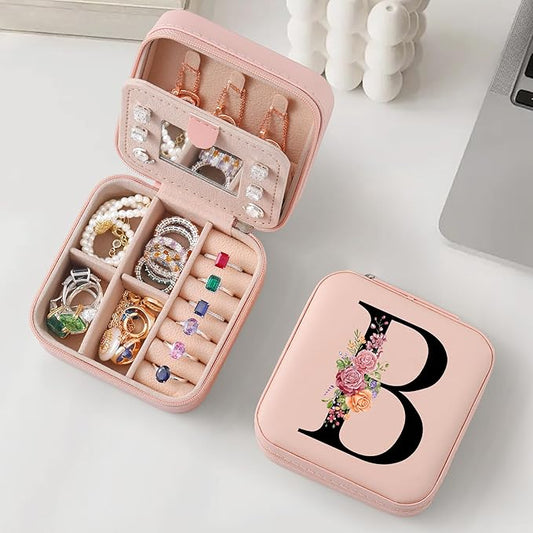 Parima Christmas Stocking Stuffers Gifts for Bridesmaid - Bridesmaid Proposal Gifts for Wedding Day Jewelry Case Bridal Shower Gift Bride To Be Maid Of Honor Matron Of Honor Bride - Letter B, Pink