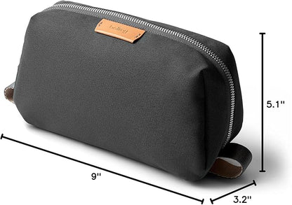 Bellroy Toiletry Kit (Unisex Toiletry Bag, Zipper Closure, Water-Resistant Lining, Toothbrush Sleeve with Magnetic Closure, Internal Mesh Pocket Organization) -Bronze