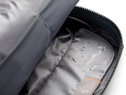 Bellroy Toiletry Kit (Unisex Toiletry Bag, Zipper Closure, Water-Resistant Lining, Toothbrush Sleeve with Magnetic Closure, Internal Mesh Pocket Organization) -Bronze