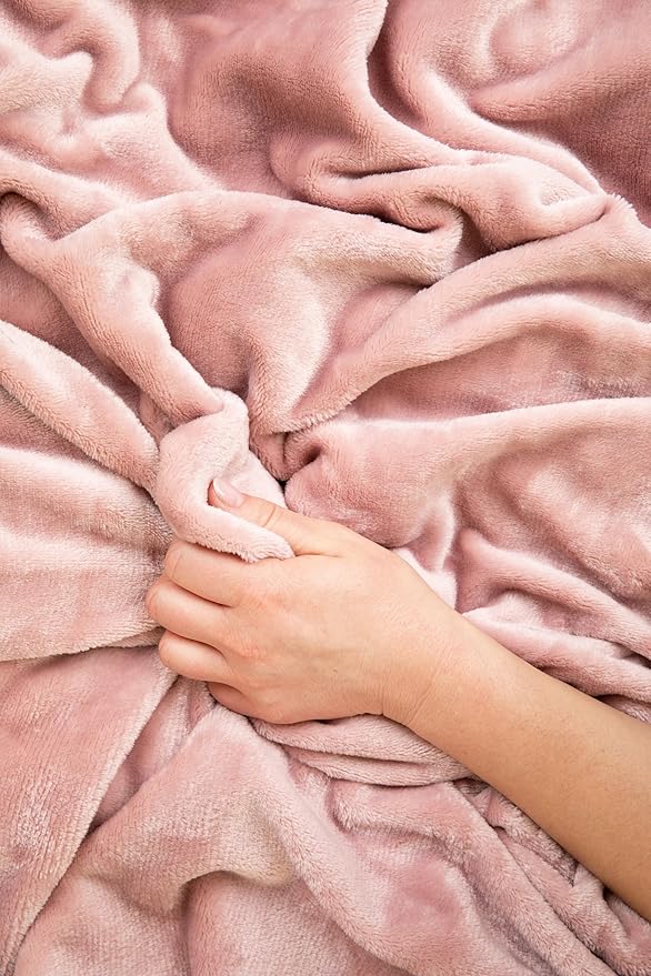 EverSnug Travel Blanket and Pillow - Ultra-Soft, Compact & Lightweight, 65x40 Inches, with Carry Case, Luggage Sleeve & Backpack Clip for Airplane Comfort (Light Pink)