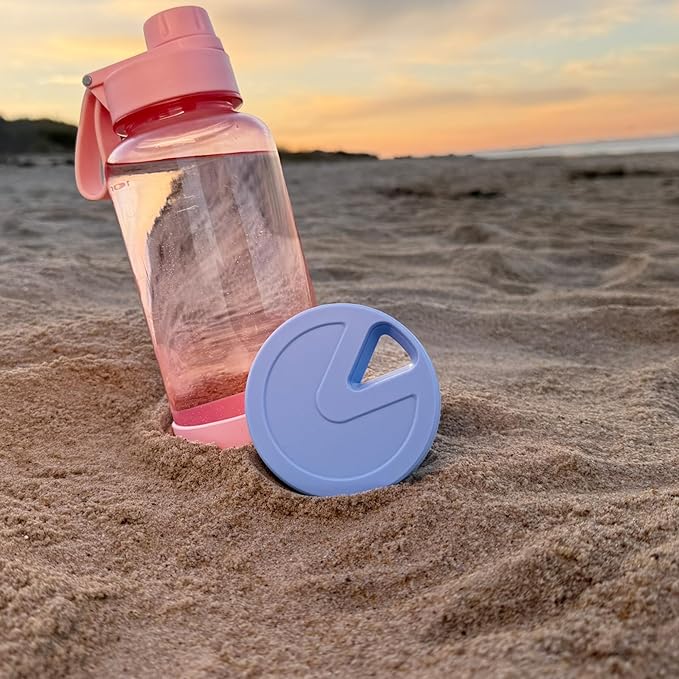 Travel RX Pill Case by Type Two Labs – Weekly 7 Day Pill Box, Compact Magnetic Organizer for Pills fits Purses or Pockets, Rugged Daily Caddy Holds Vitamins, Supplements and Medication. (Blue)