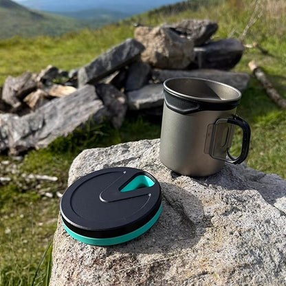 Travel RX Pill Case by Type Two Labs – Weekly 7 Day Pill Box, Compact Magnetic Organizer for Pills fits Purses or Pockets, Rugged Daily Caddy Holds Vitamins, Supplements and Medication. (Vibrant Teal)