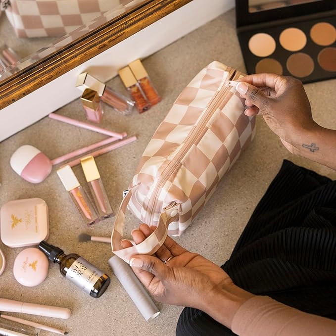 Tiny Twinkle Waterproof Travel Toiletry & Makeup Bag Organizer | Large Capacity Cosmetic Case with Compartments & Handle, A Thoughtful Travel Companion for Women（Beige Checkers