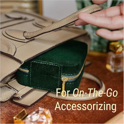 Benevolence LA Plush Velvet Jewelry Box | Travel Jewelry Case Organizer with Mirror | Featured in Oprah's Favorite Things | Best Gifts For Daughter, Girlfriend, Mom | Gifts For Her - Emerald