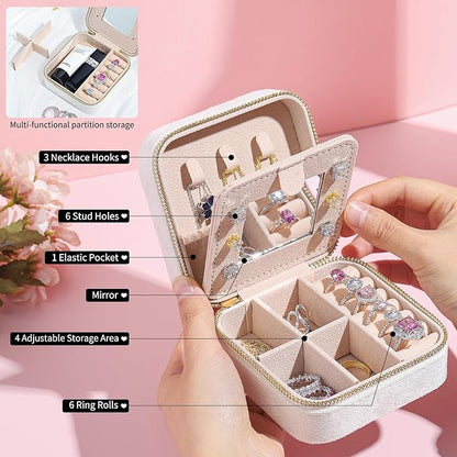 Parima Bridesmaid Proposal Gifts Wedding Day - Plush Velvet Personalized Travel Jewelry Case Organizer Bridal Shower Bride Matron Maid Of Honor Bachelorette Gifts for Bride - Letter E, White