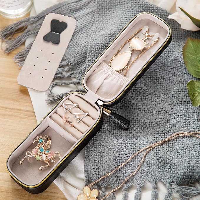 BONNY DODO Small Travel Jewelry Organizers Box for women with PU Leather Portable Mini Jewelry Case with compartments for Necklace Rings Earrings,Luxury Giftable boxes.(Black, S)