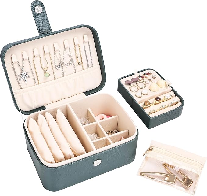 2 Layer Large Jewelry Travel Case with 4 Jewelry Pouches, PU Leather Portable Jewelry Storage Box, Medium Size Jewelry Organizer Box for Earrings, Necklaces, Bracelets (dark green)