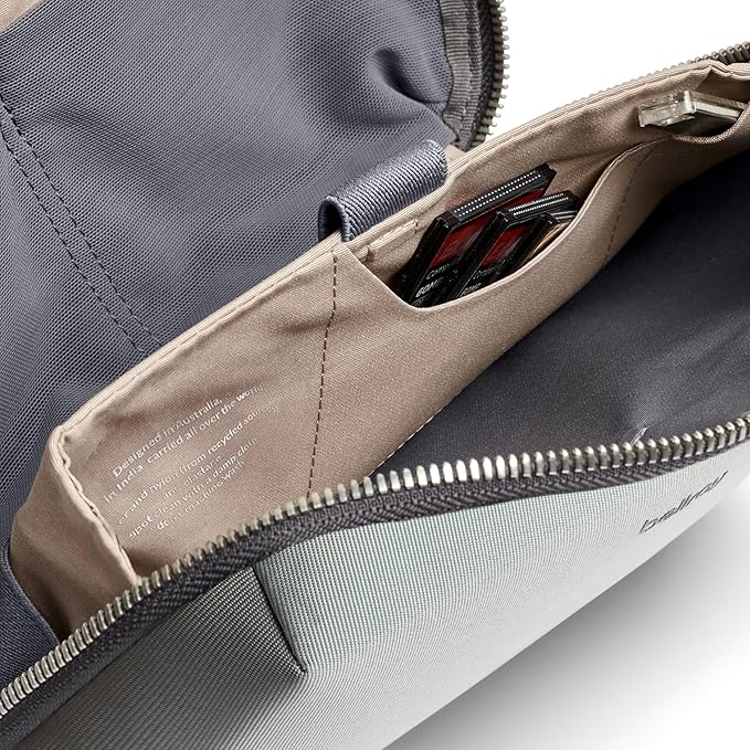 Bellroy Tech Kit (Tech Accessories Organizer Pouch, Zipper Closure Design, Stores Power Bank, Phone Charger, Cables & More, Internal)