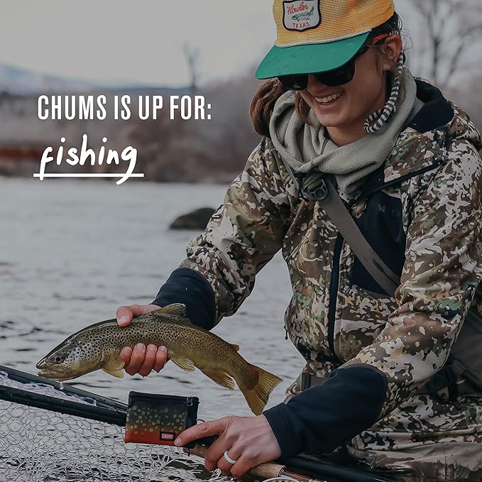 Chums Surfshorts Wallet - Lightweight Slim Wallet with RFID Blocking Card & Clear ID Window - Zippered, Minimalist Wallet w/Key Ring - Solid Colors