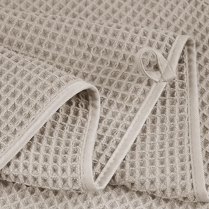 POLYTE Microfiber Oversize Quick Dry Lint Free Bath Towel, 60 x 30 in, 4 Pack (Waffle Weave)