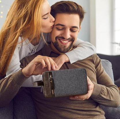 All Natural Bath and Body Spa Gift Basket Set for Men - Ocean Breeze - Luxury Men's Skin Care Kit For Him in Toiletry Bag for Relaxation, Revitalization, Exfoliating, Cleansing