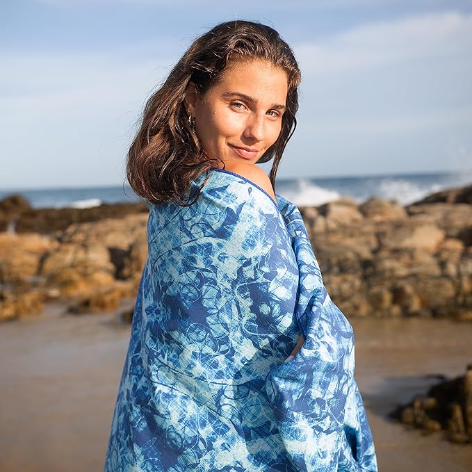 Quick Dry Towel Extra Extra Large 72x72 Inch - Microfiber Beach Towel - Perfect for Beach, Travel, Swimming, Pool, Yoga, Hiking, Camping - Lightweight, Fast Drying, Compact for Adults (Blue Wonder)