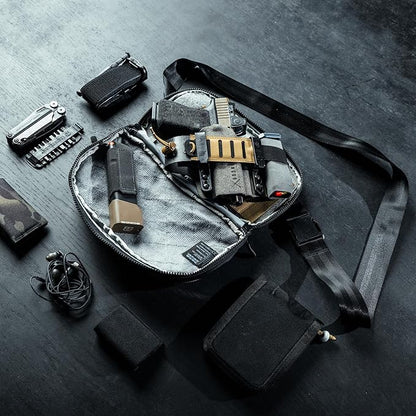 Eberlestock Fade Flex - Concealed Carry Waist Bag - Tactical Men's Fanny Pack with Adjustable Waist Belt - 10” W x 6”H x 3” D - Black