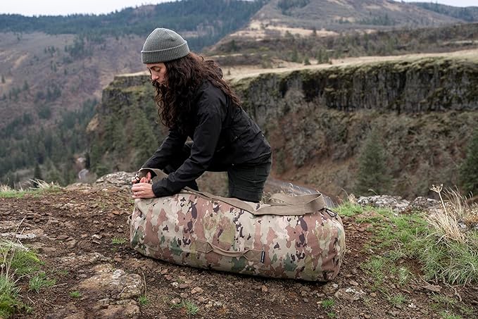 STANSPORT - Deluxe Duffel Bag With Zipper For Gym, Travel, & Storage