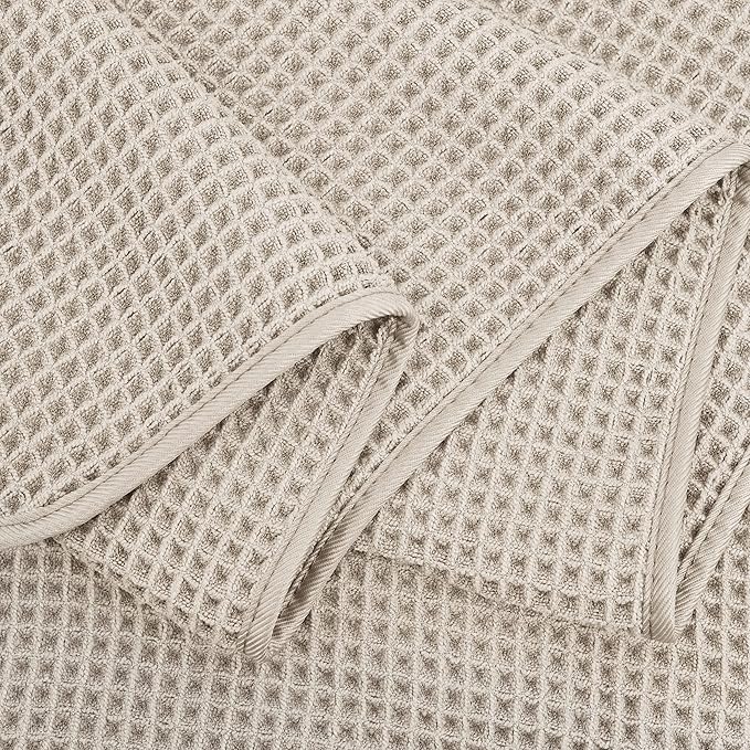 POLYTE Microfiber Oversize Quick Dry Lint Free Bath Towel, 60 x 30 in, 4 Pack (Waffle Weave)