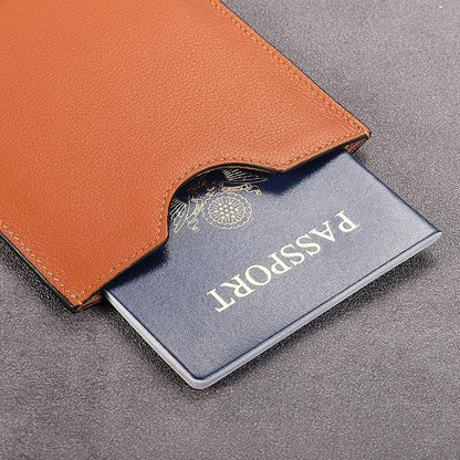 HISCOW Minimalist Passport Sleeve - Italian Calfskin (Tan)