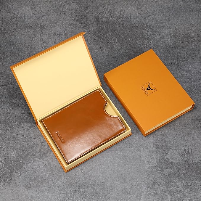 HISCOW Minimalist Passport Sleeve - Italian Calfskin (Antiqued Brown)